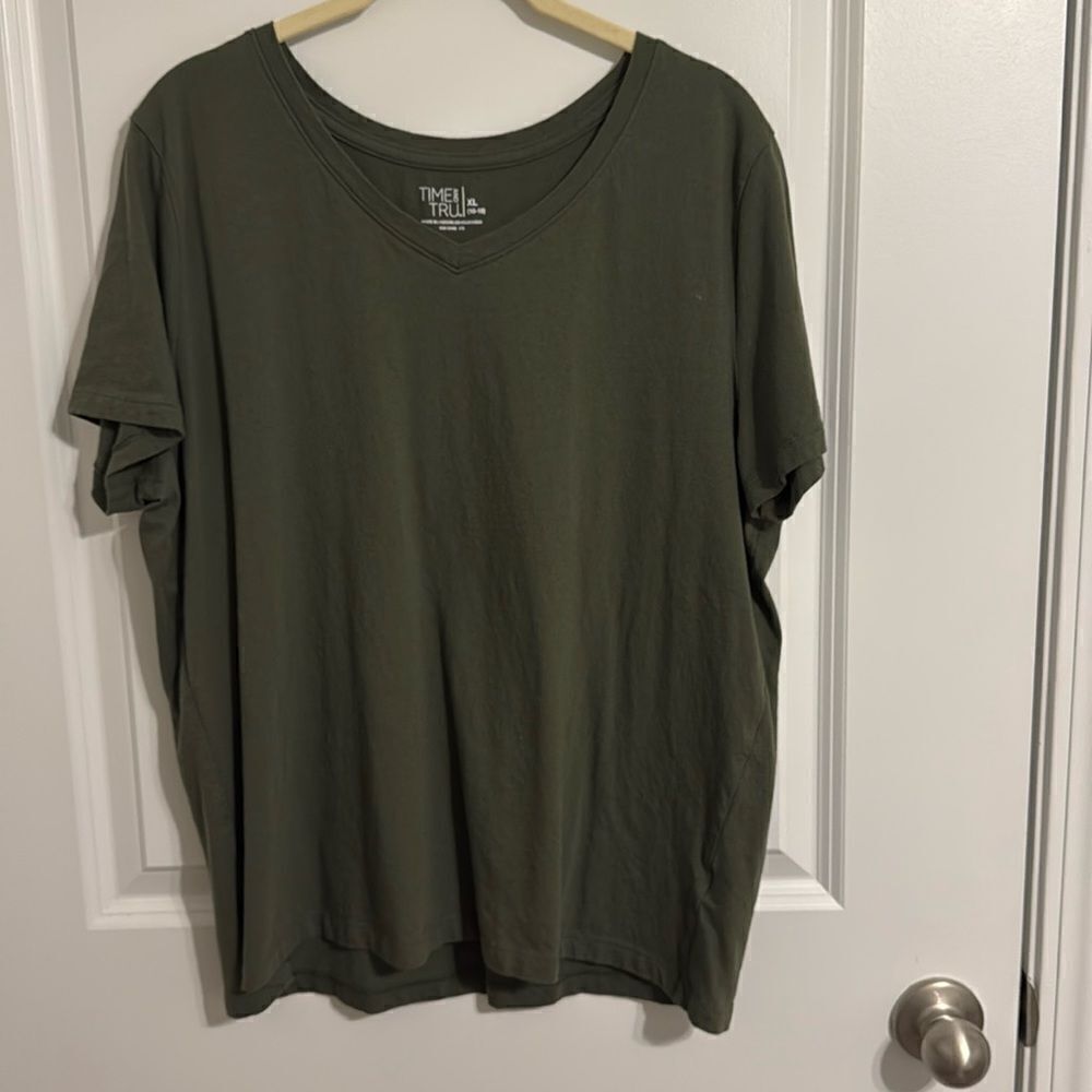 Green vneck tshirt